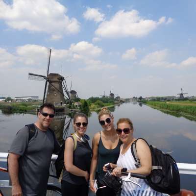 Kinderdijk Windmills - Green Cow Bike Tours