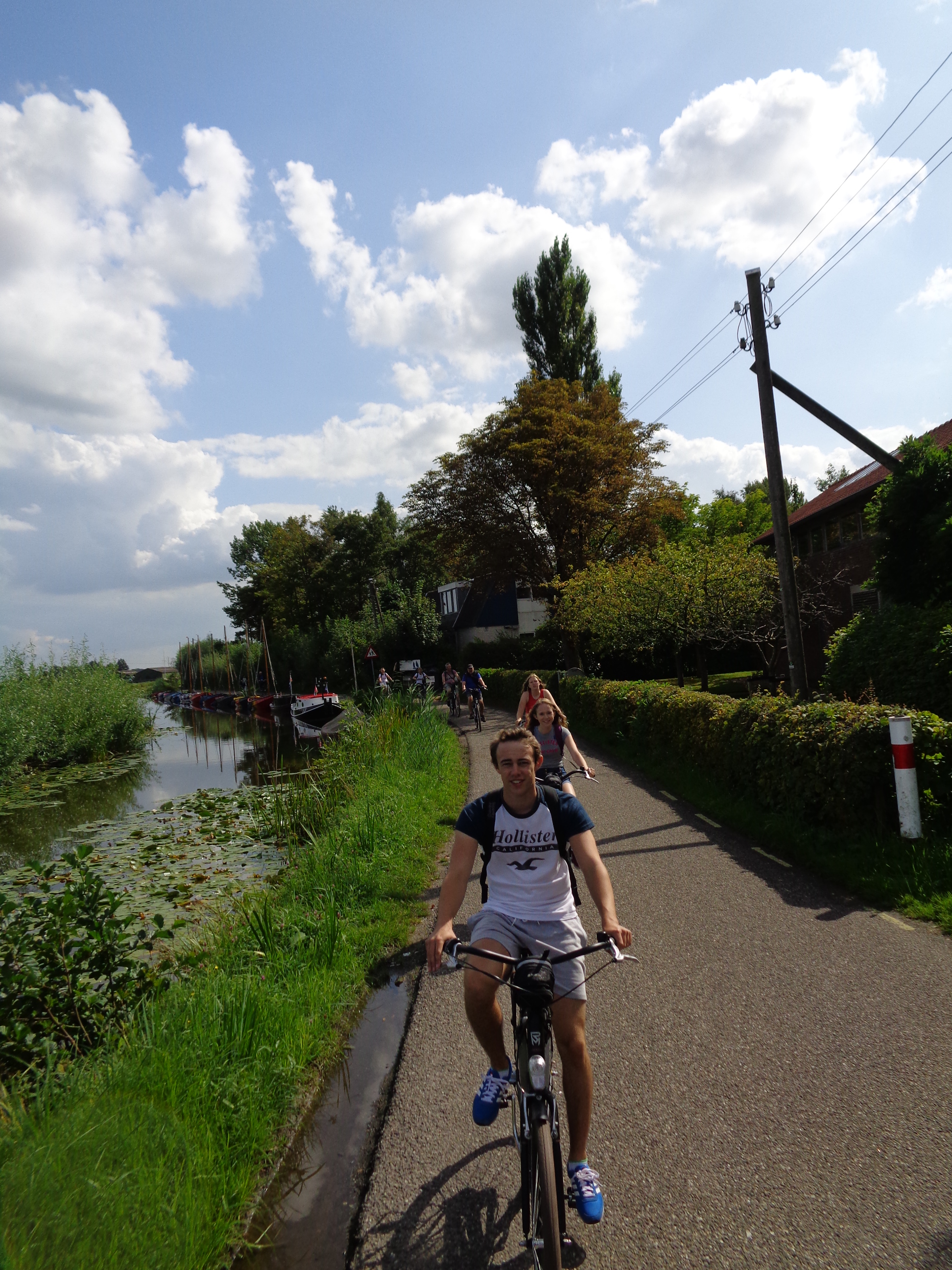 lakes-gouda-guided-bike-tour